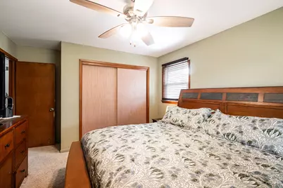 3422 S 88th St, Milwaukee, WI 53227 - Photo 15