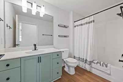 1203  Woodbury Cmn #B, Waukesha, WI 53189 - Photo 29