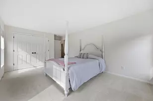 1203 Woodbury Common, Waukesha, WI 53189 - Photo 25