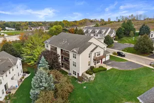 1203 Woodbury Common, Waukesha, WI 53189 - Photo 31