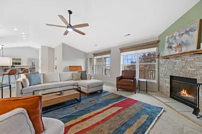 1203  Woodbury Cmn #B, Waukesha, WI 53189 - Photo 5