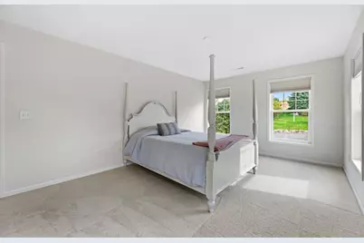 1203  Woodbury Cmn #B, Waukesha, WI 53189 - Photo 23