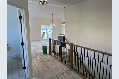 438  Sandstone St, Slinger, WI 53086 - Photo 5