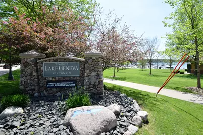 255  Elmwood Ave #205, Lake Geneva, WI 53147 - Photo 3