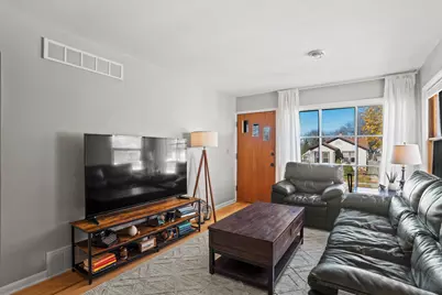 1821 E Euclid Ave, Milwaukee, WI 53207 - Photo 9