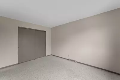 5740  Cambridge Ln #6, Racine, WI 53406 - Photo 19