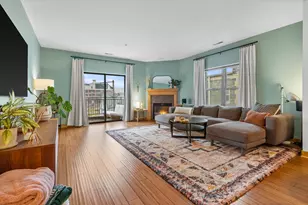 1812 E Lafayette Pl, Milwaukee, WI 53202 - Photo 9