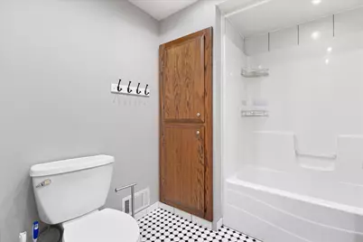 3654 E Van Norman Ave, Cudahy, WI 53110 - Photo 13