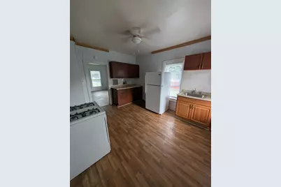 2439 N Dr William Finlayson St #2441, Milwaukee, WI 53212 - Photo 17