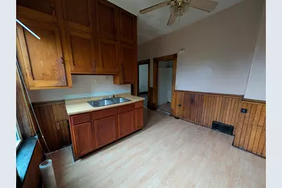 2439 N Dr William Finlayson St #2441, Milwaukee, WI 53212 - Photo 13