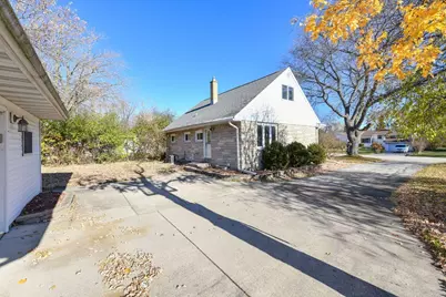 8635 N 53rd St, Brown Deer, WI 53223 - Photo 27