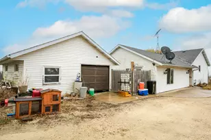 W8320 Springwood Ln, Darien, WI 53115 - Photo 25