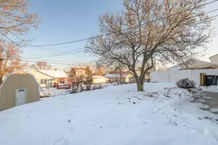 5970 S 34th St, Greenfield, WI 53221 - Photo 23