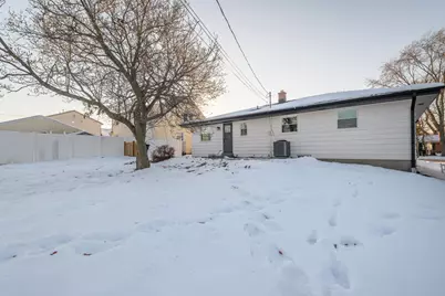 5970 S 34th St, Greenfield, WI 53221 - Photo 19