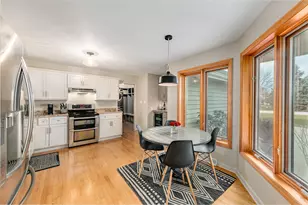 N41W32881 Neptune Bight, Nashotah, WI 53058 - Photo 11