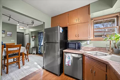 7738 W Eden Pl, Milwaukee, WI 53220 - Photo 7