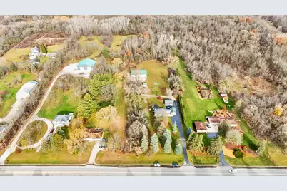 N52W24270  Lisbon Rd, Sussex, WI 53089 - Photo 1