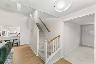 1339 Hillwood Blvd, Pewaukee, WI 53072 - Photo 21