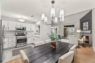 1339 Hillwood Blvd, Pewaukee, WI 53072 - Photo 5