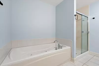 1515 N Van Buren St #404, Milwaukee, WI 53202 - Photo 33