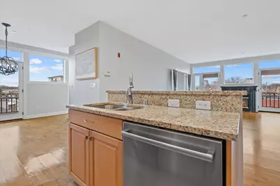 1515 N Van Buren St #404, Milwaukee, WI 53202 - Photo 23