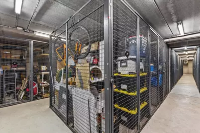 1515 N Van Buren St #404, Milwaukee, WI 53202 - Photo 43