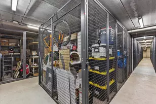 1515 N Van Buren St, Milwaukee, WI 53202 - Photo 43