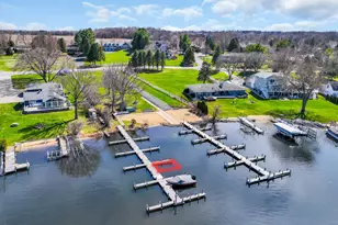 W5303 Briarwood Rd, Sugar Creek, WI 53121 - Photo 11