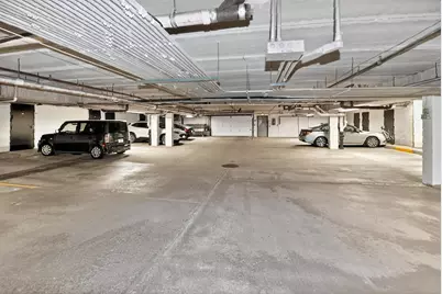 1818 E Shorewood Blvd #310, Shorewood, WI 53211 - Photo 21