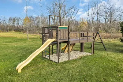 8431  Big Bend Rd, Racine, WI 53185 - Photo 39