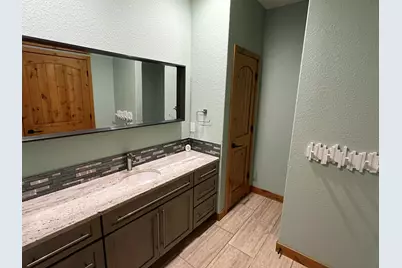 8431  Big Bend Rd, Racine, WI 53185 - Photo 17