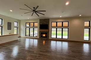 8431 Big Bend Rd, Racine, WI 53185 - Photo 21