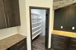 8431 Big Bend Rd, Racine, WI 53185 - Photo 9