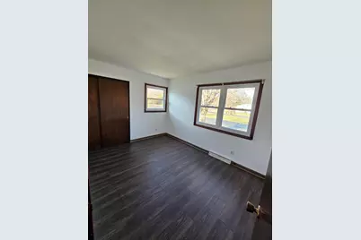 1305  Endl Blvd, Fort Atkinson, WI 53538 - Photo 7