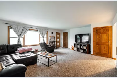 1409 N 116th St #1411, Wauwatosa, WI 53226 - Photo 19