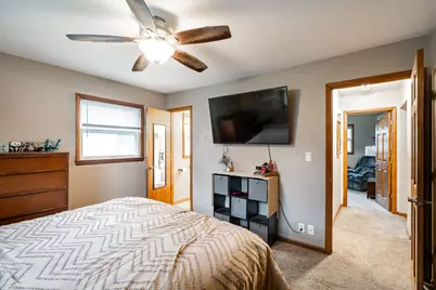 1409 N 116th St #1411, Wauwatosa, WI 53226 - Photo 39