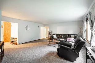 1409 N 116th St, Wauwatosa, WI 53226 - Photo 21