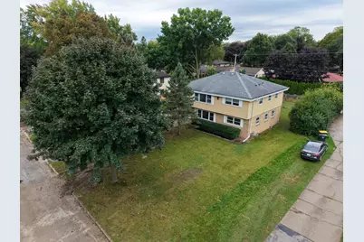 1409 N 116th St #1411, Wauwatosa, WI 53226 - Photo 9