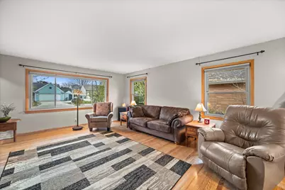 6183 N 118th St, Milwaukee, WI 53225 - Photo 5