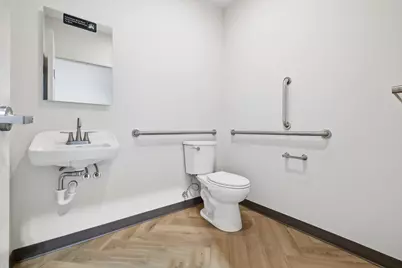 405  6th St, Racine, WI 53403 - Photo 9