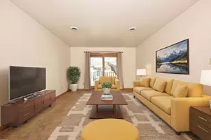 W170N11583 Armada Dr, Germantown, WI 53022 - Photo 3