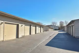 W170N11583 Armada Dr, Germantown, WI 53022 - Photo 29