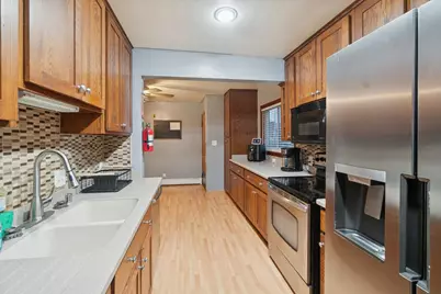 1663 S 100th St, West Allis, WI 53214 - Photo 13