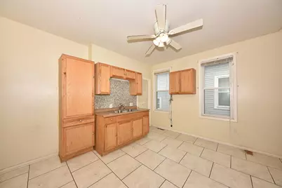 1856 N 24th Pl, Milwaukee, WI 53205 - Photo 17