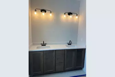 N59W25898  Amberwood Ct, Lisbon, WI 53089 - Photo 5