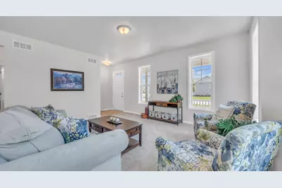 364  Willow Dr, Sheboygan Falls, WI 53085 - Photo 5