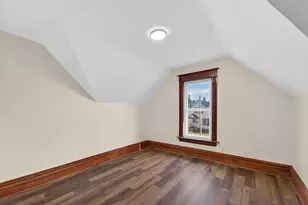 920 Grove Ave, Racine, WI 53405 - Photo 15