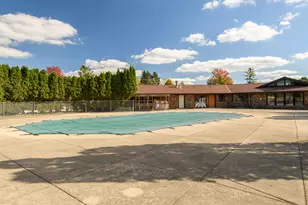 W180N9890 Riversbend Circle, Germantown, WI 53022 - Photo 31