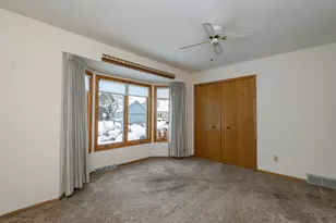 W180N9890 Riversbend Circle, Germantown, WI 53022 - Photo 19