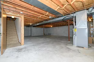 W180N9890 Riversbend Circle, Germantown, WI 53022 - Photo 23